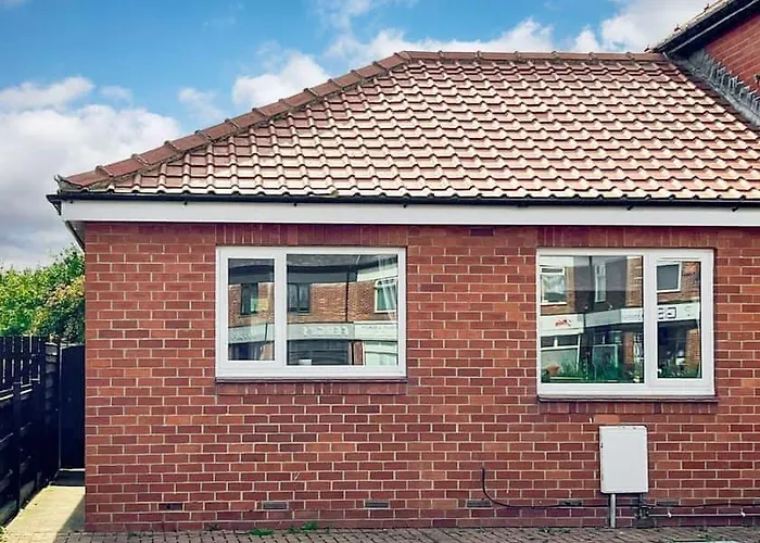 Madeline'S View -A Smart And Modern 1 Bed Property With The Bonus Of A Large Driveway Parking Area Whitby