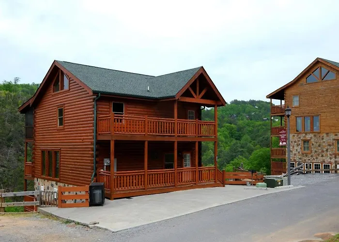 Splash Mountain Lodge Pigeon Forge