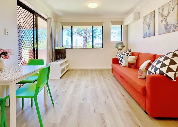 Mermaid Beach Park View Gold Coast