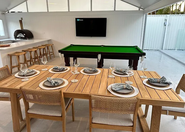 Paradise Palms Mooloolaba - Beach House