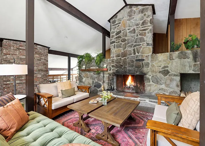 Mountaineer Inn West Dover