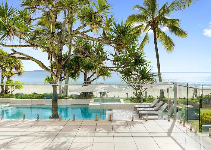 Fairshore 12: Absolute Beachfront, Direct Beach & Pool Access Noosa Heads