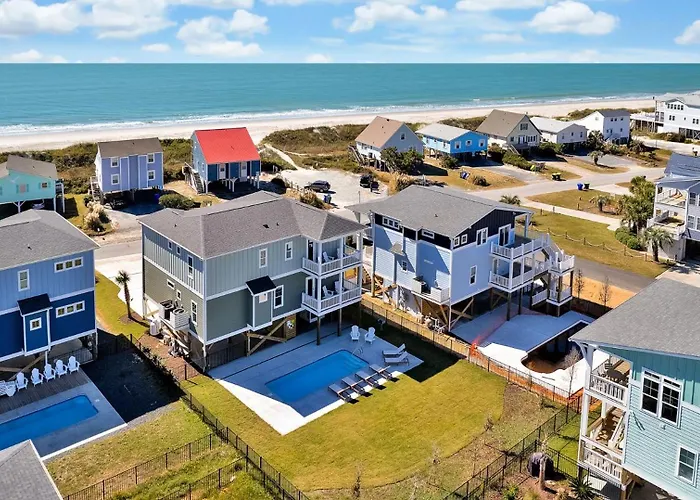 A Perfect Approach Villa Oak Island