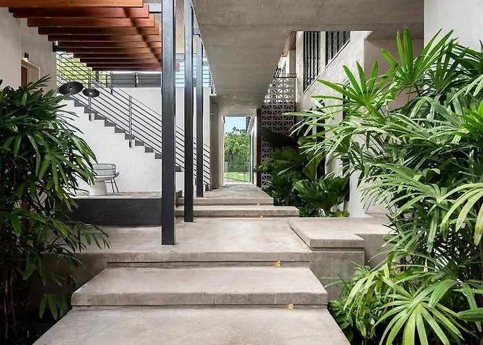 8 Beachfront Mirage Port Douglas