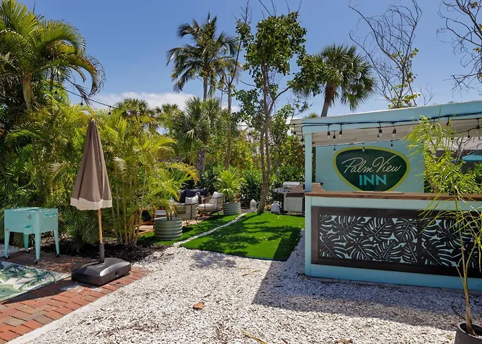Caloosa Cottage At Palm View Inn Of Sanibel With Bikes