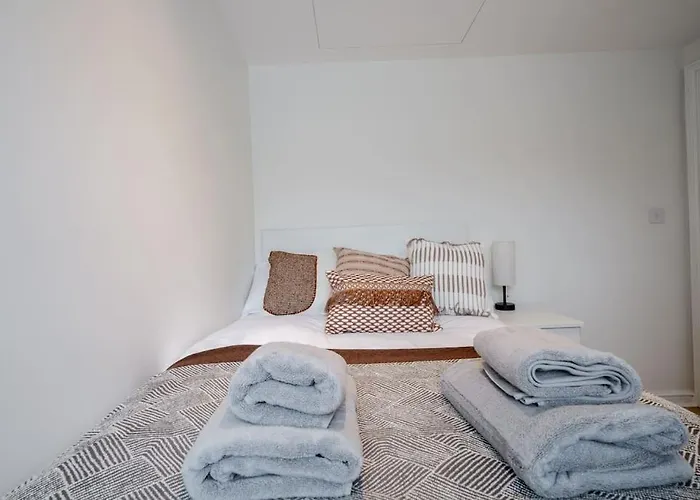 Luxury 3Brs House In The Heart Of Victoria Villa London