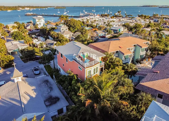 Luxury Vacation Home! Add A Golf Cart!! Bradenton Beach