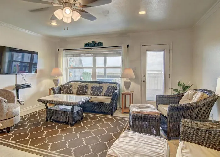 Buena Vista At Sea Isle Village Port Aransas
