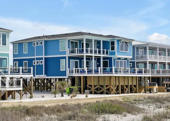 Aquila East Villa Oak Island