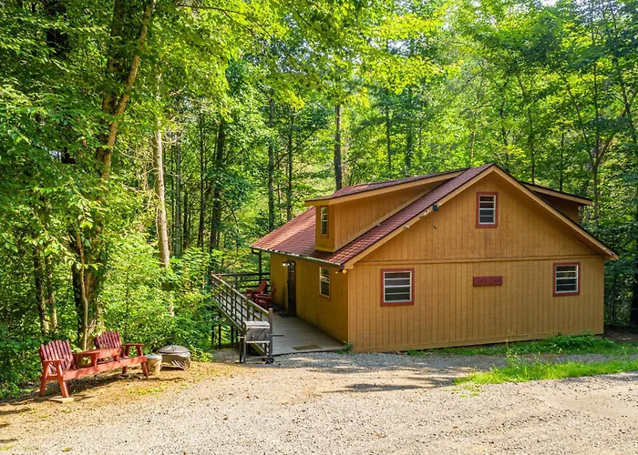 Bear Creek Hollow, Free Dollywood Ticket & More! 2 King Bedrooms And Loft W Hot Tub, Game Room Wifi Sevierville