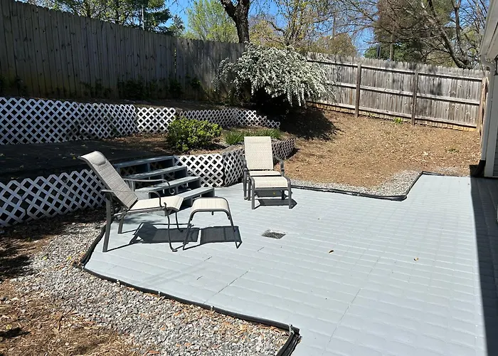 Cozy Home, 10 Minutes Away From Downtown Charlotte