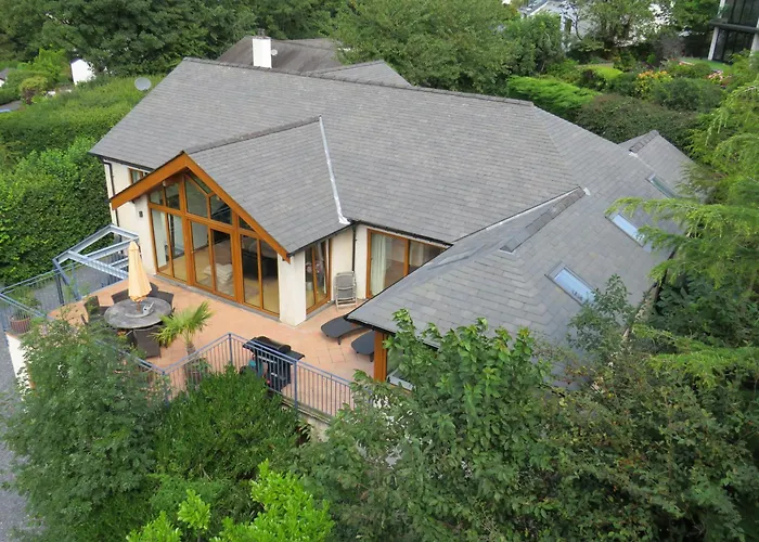 View From Within, Bowness - Dog Friendly Home With Hot Tub Windermere