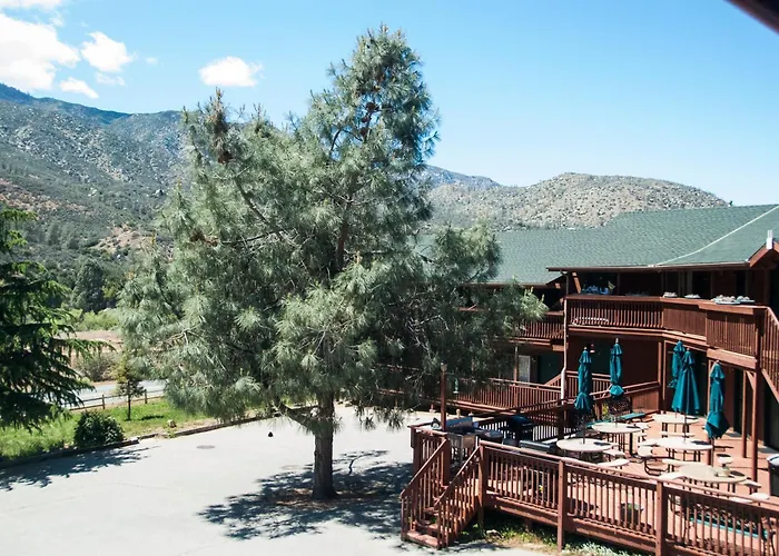 Corral Creek Lodge Kernville