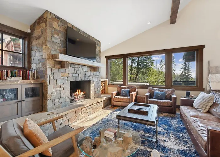 The Summit House Villa Whitefish