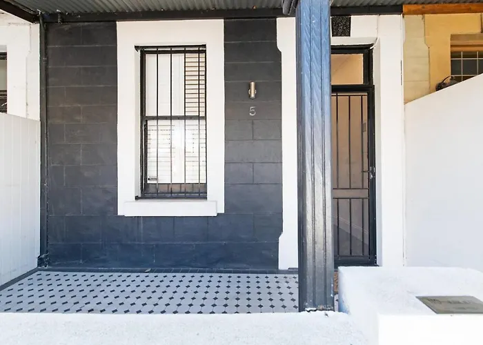 Lovely And Spacious 2-Bedroom Home In Norwood Adelaide
