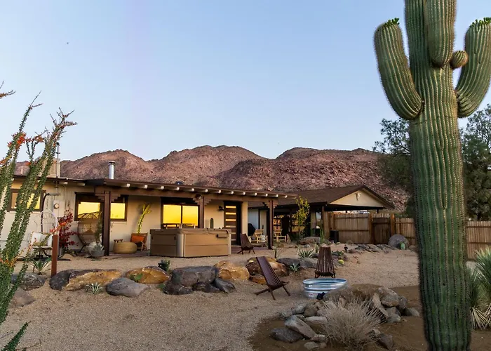 Casa Coyote - Wellness Stay - Sauna Cold Plunge Tub Cowboy Pool Hot Tub Joshua Tree