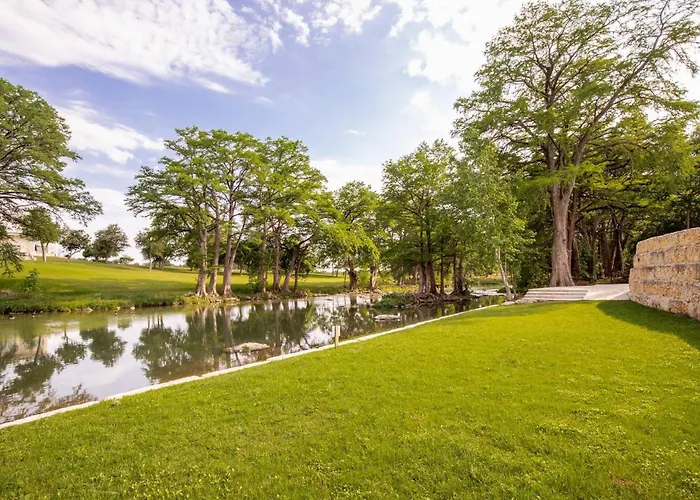 Unit 221 - The Lyndon 1 Bed - Cation On The Guadalupe Villa New Braunfels
