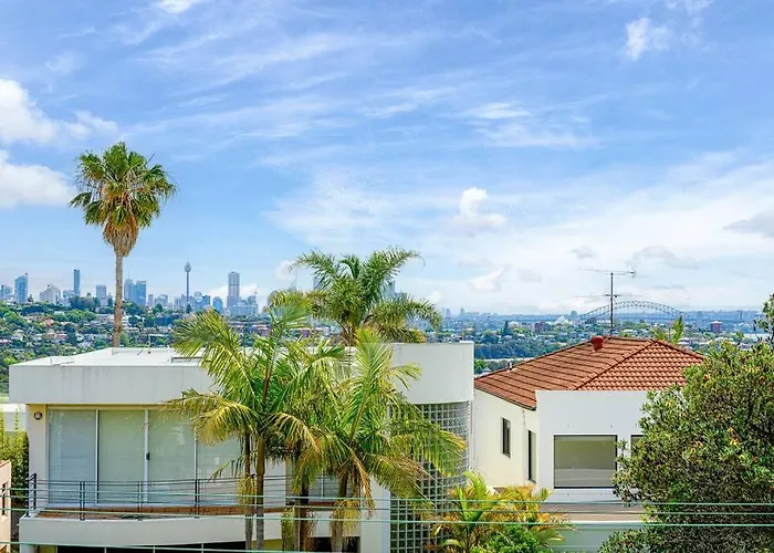 Tranquil Ocean-View Retreat In Dover Heights Sydney