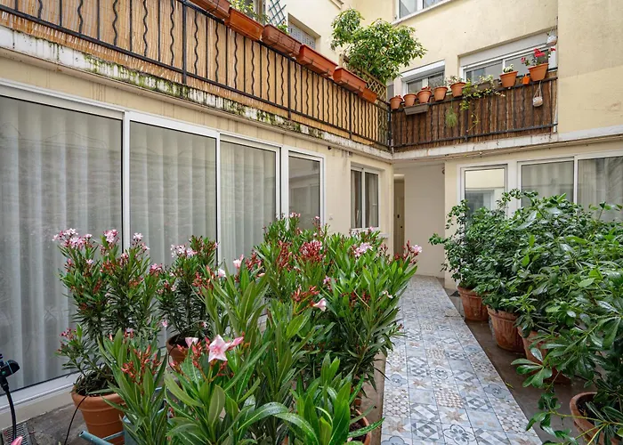 Pied A Terre Arts Et Metiers Apartment Paris
