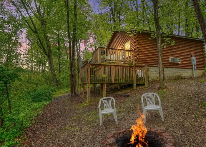 Blue Rose Cabins - Pine Ridge Cabin Logan