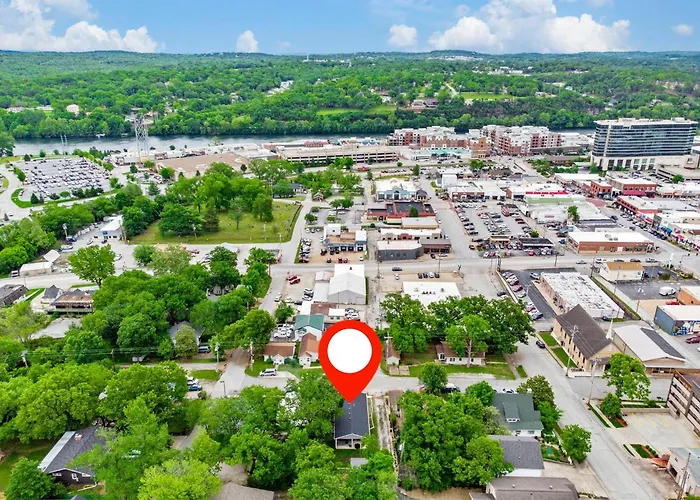 Third Street Retreat Villa Branson