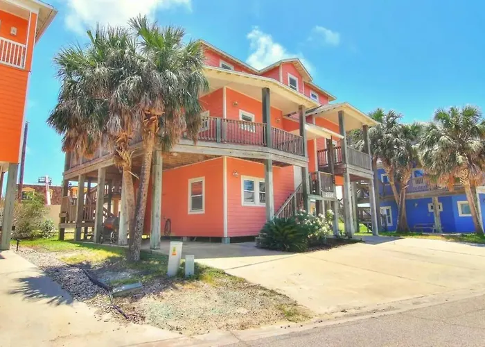 6Bdrm Beach Home - Oceanviews - Recently Renovated - Shared Pool & Hottub Port Aransas