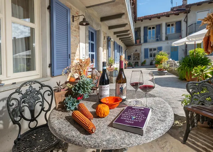 Cascina Giardini Guest House Alba 
