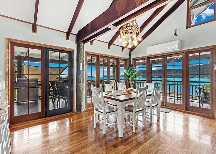Amaroo On Airlie Villa Airlie Beach