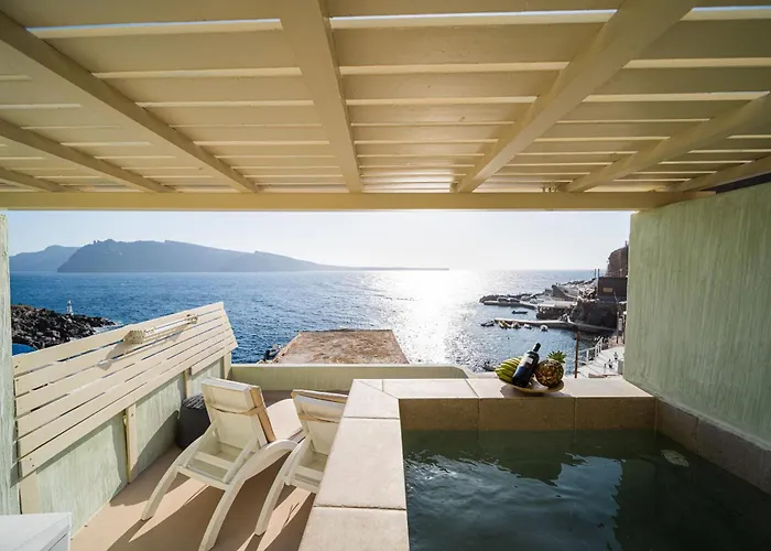 Secret Gem Suites Oia 