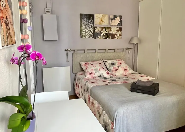 Eiffel Tower Apartment Paris