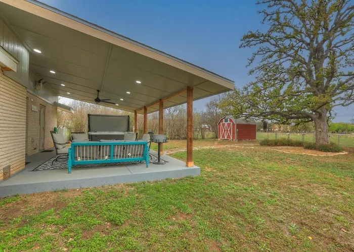 David Earl'S Shack - Hot Tub Fire Pit & Sleeps 8 Villa Fredericksburg