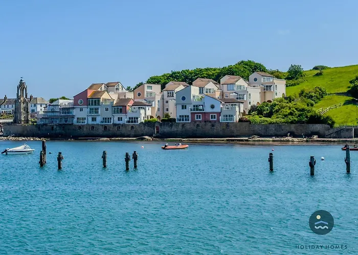 Pebbles - The Haven Swanage Villa