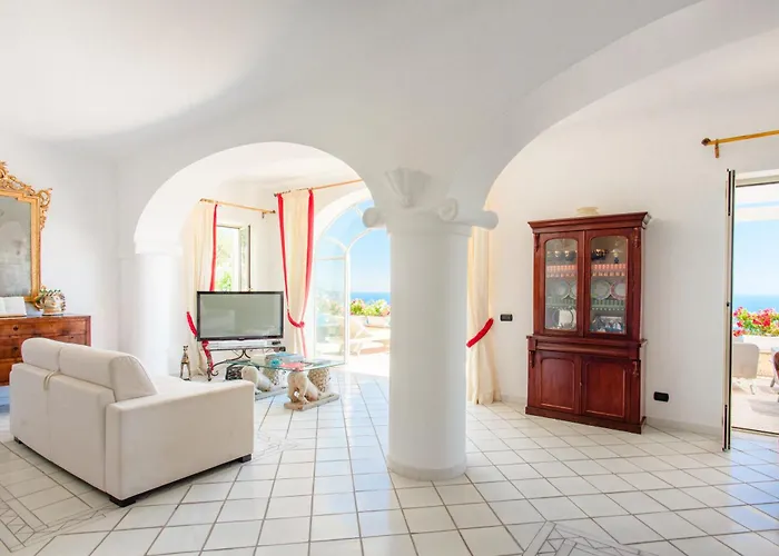 Villa Cristina -No Steps-Amalfi Coast Views -Hot Tube Praiano
