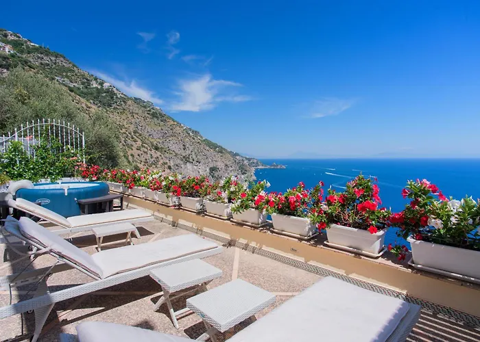 Villa Cristina -No Steps-Amalfi Coast Views -Hot Tube Praiano
