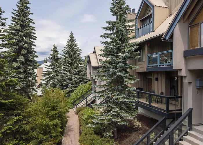Foxglove 6 - The Villas | 1-Level Townhouse Walking Distance To Village & Close To Ski Hill Whistler