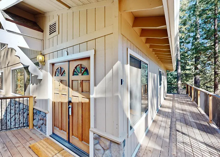 Sierra Retreat Villa Arnold