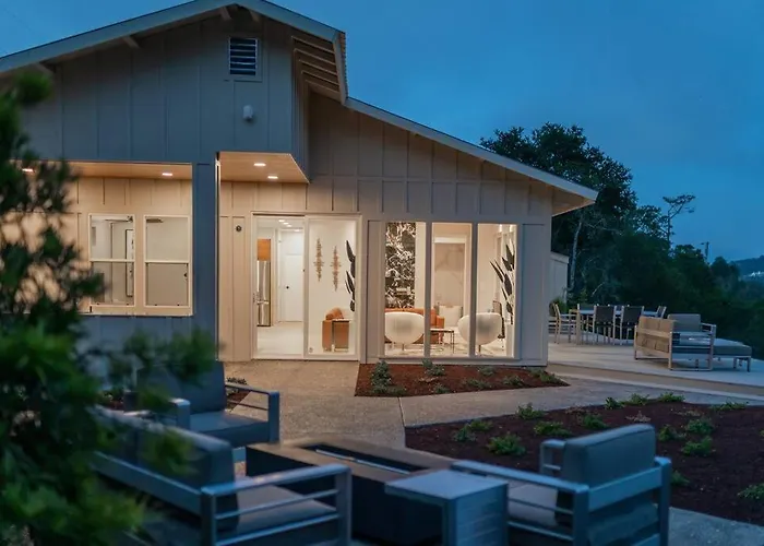 Carmel Hideaway - Modern Luxury Villa