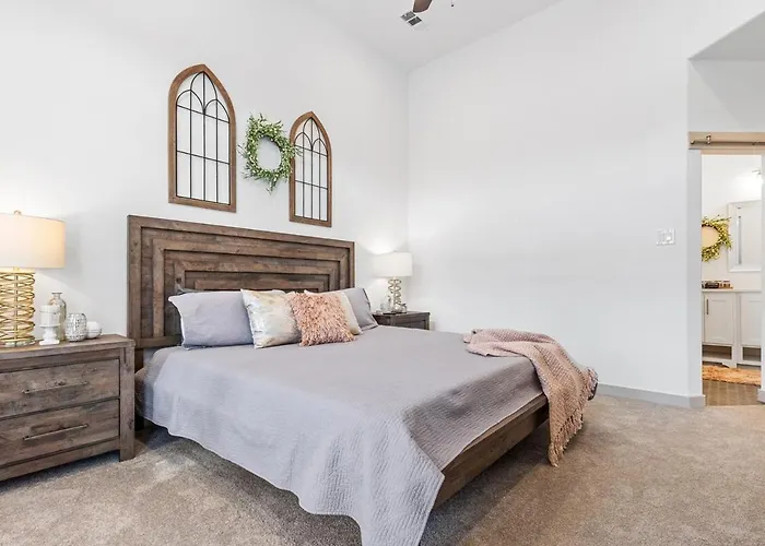 Arlington Retreat Villa