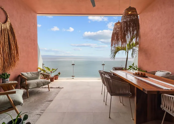 Casa Del Mar Bucerias - Beachfront Condos