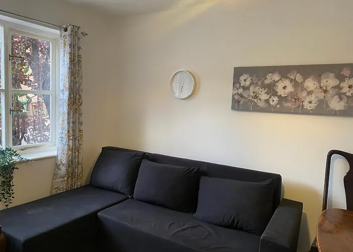 London 14 Shaw Road Se22 8Dp Villa