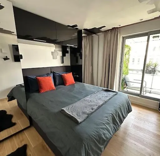 Joia Paris - Vaugirard Apartment