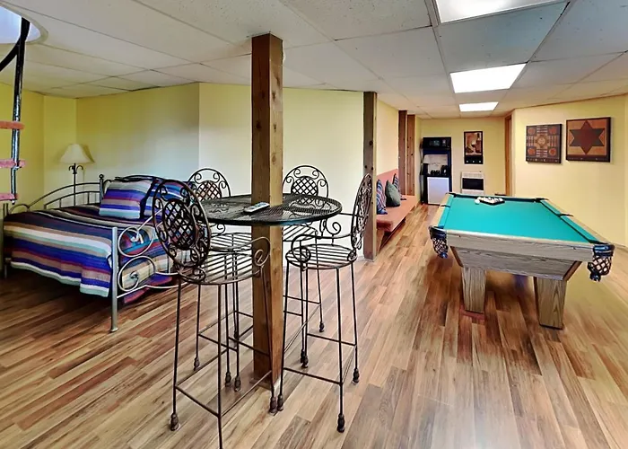 Smoky Mountain Dreams Villa Gatlinburg