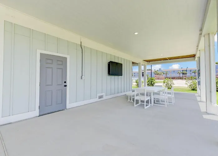 Salt & Stone Villas Galveston