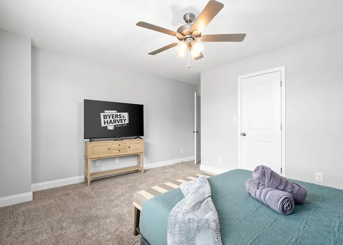 Peachers Place Townhomes Clarksville
