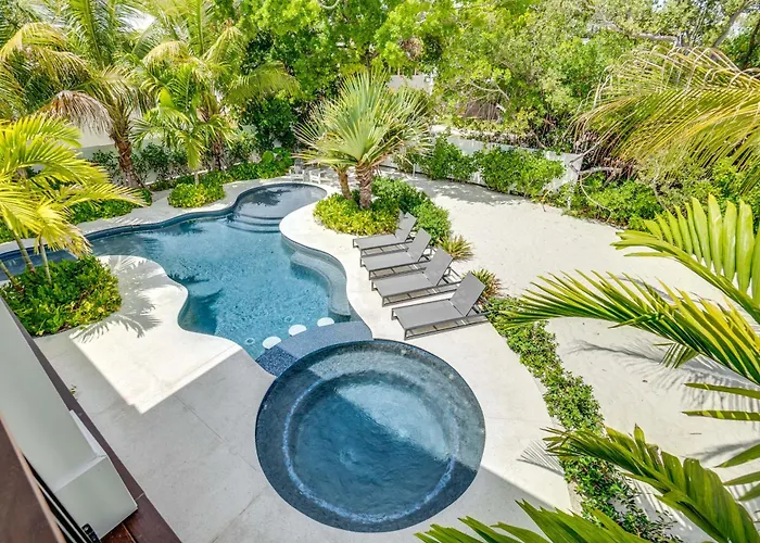 Compass Rose, 9 Bed, 8,5 Bath With Amazing Views! Villa Anna Maria