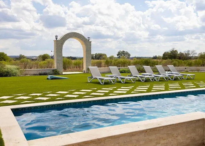 The Villa At The Retreat Fredericksburg