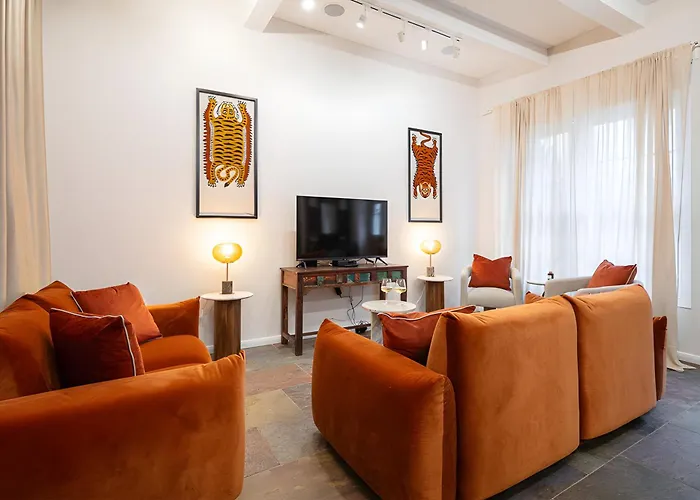 Impressive 5Beds House In South Kensington Villa London