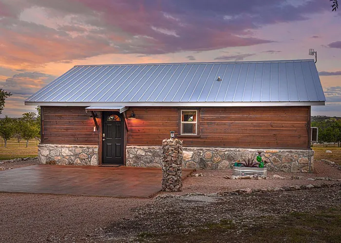 Rockin' R - Shooting Star Cabin Fredericksburg