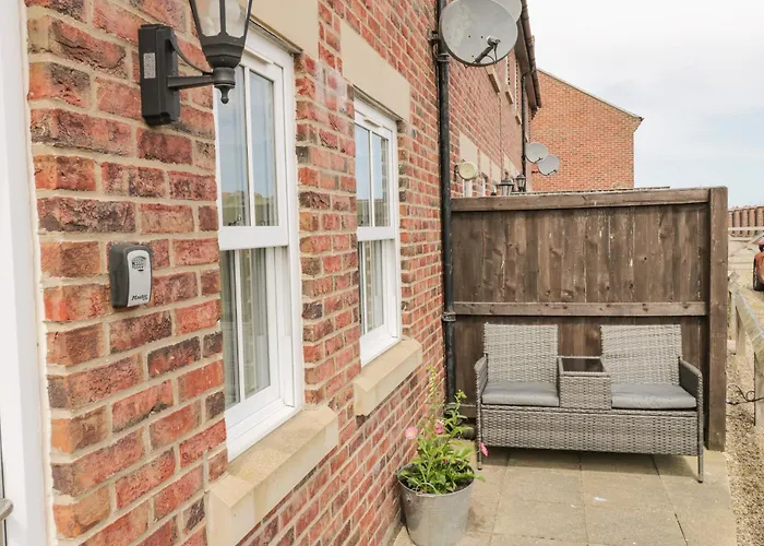 Crossing Cottage Whitby