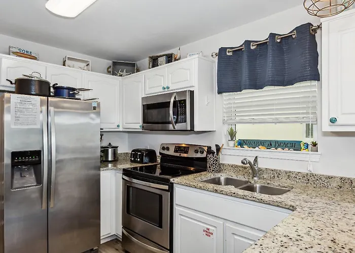 Gulf Island Condos Unit 514 Navarre
